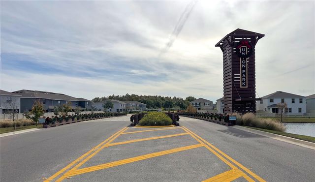 1570 HUBBELL ROAD, Wesley Chapel, FL 33543