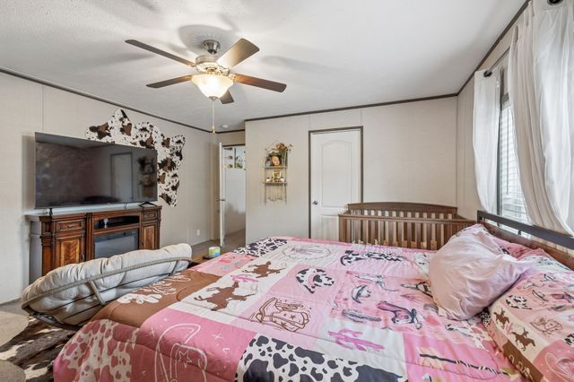 595 Days Rd, Lafayette, TN 37083