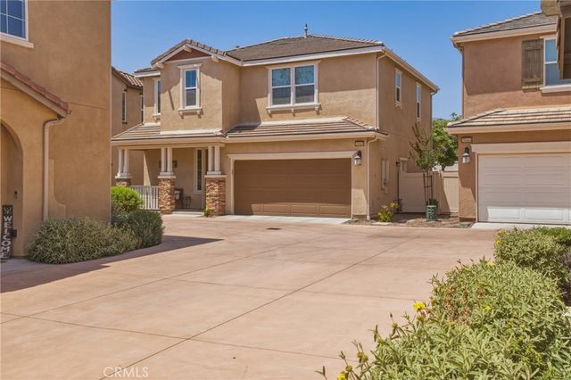 28460 Wild Rose Lane, Highland, CA 92346