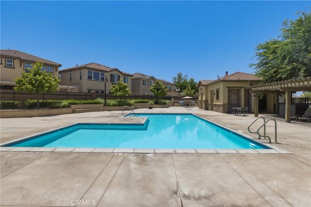 28460 Wild Rose Lane, Highland, CA 92346