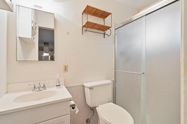 6324 Longdale Dr, North Highlands, CA 95660