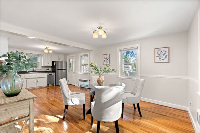 27 Sycamore Road, Melrose, MA 02176
