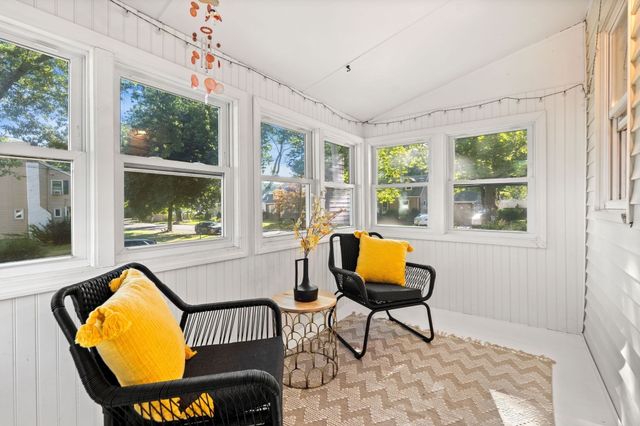 27 Sycamore Road, Melrose, MA 02176