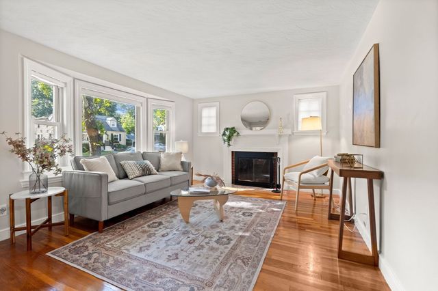 27 Sycamore Road, Melrose, MA 02176