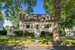 27 Sycamore Road, Melrose, MA 02176