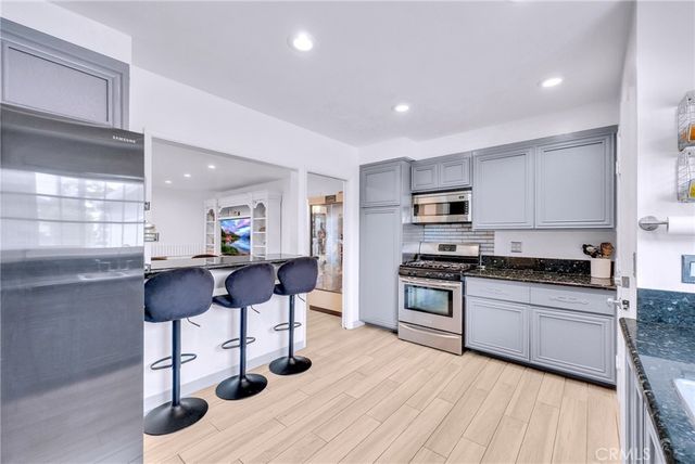 1510 W Orangethorpe, Fullerton, CA 92833