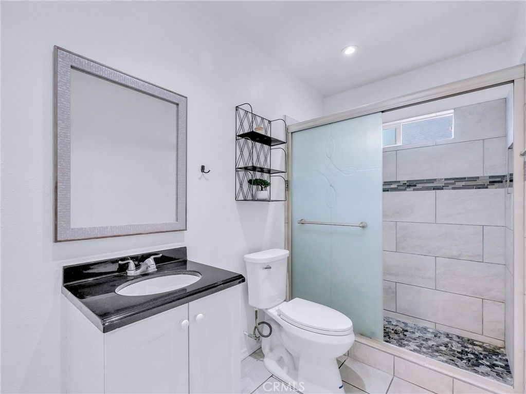 Image 18 of property listing at 1510 W Orangethorpe, Fullerton, CA 92833