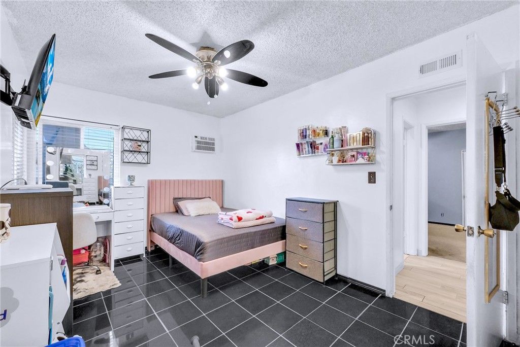 Image 20 of property listing at 1510 W Orangethorpe, Fullerton, CA 92833