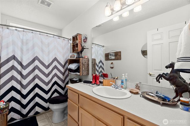 15537 SE 104th Place, Yelm, WA 98597