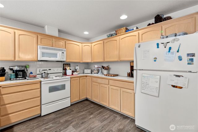 15537 SE 104th Place, Yelm, WA 98597