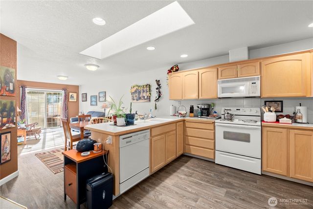 15537 SE 104th Place, Yelm, WA 98597