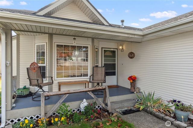 15537 SE 104th Place, Yelm, WA 98597