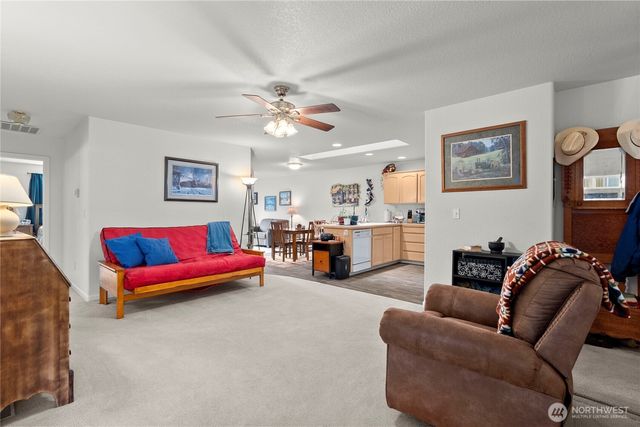 15537 SE 104th Place, Yelm, WA 98597