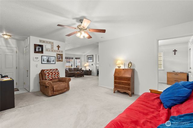 15537 SE 104th Place, Yelm, WA 98597