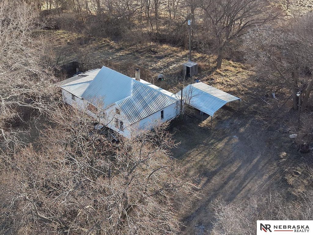 565 Arizona Avenue, Crete, NE 68333