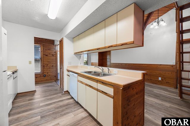 1711 Bobby Lee Trail, Kill Devil Hills, NC 27948