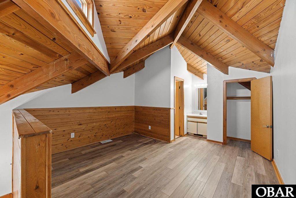 Image 6 of property listing at 1711 Bobby Lee Trail, Kill Devil Hills, NC 27948