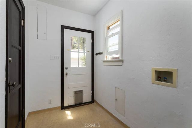 2824 Chestnut Avenue, Long Beach, CA 90806