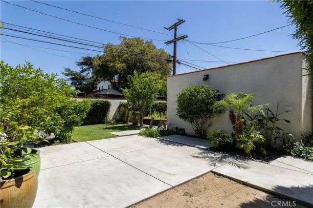 2824 Chestnut Avenue, Long Beach, CA 90806