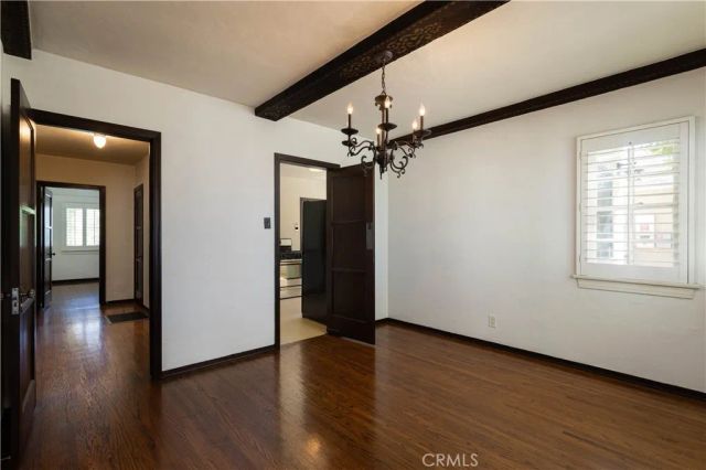 2824 Chestnut Avenue, Long Beach, CA 90806