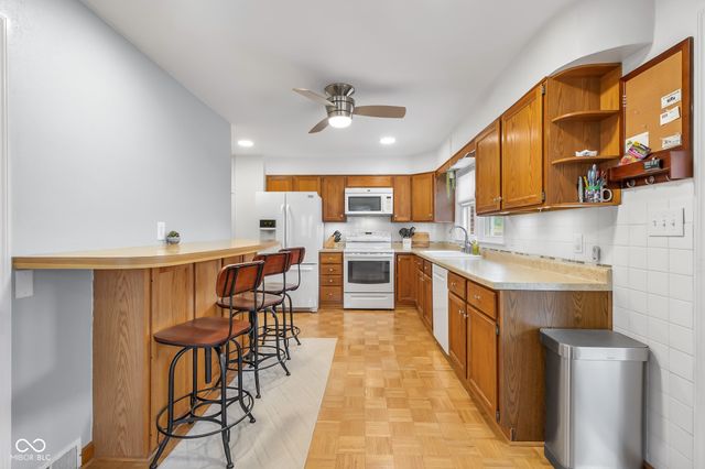 3405 Washington Street, Columbus, IN 47203