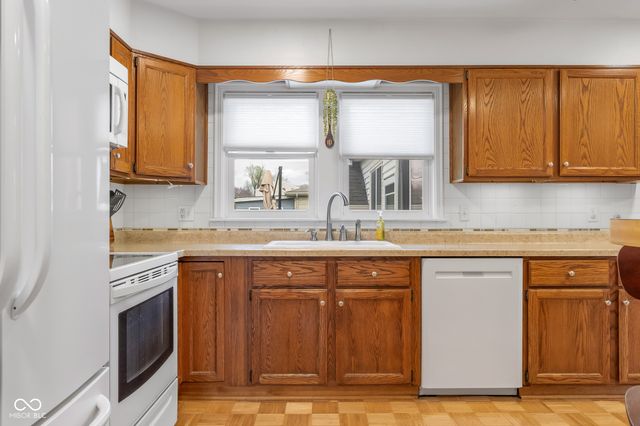 3405 Washington Street, Columbus, IN 47203