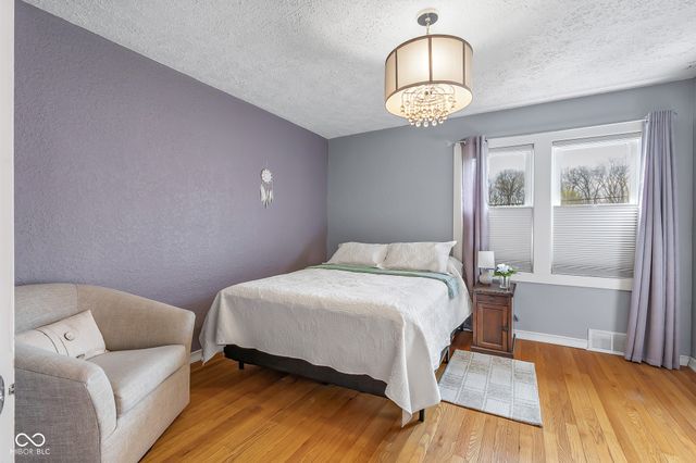 3405 Washington Street, Columbus, IN 47203