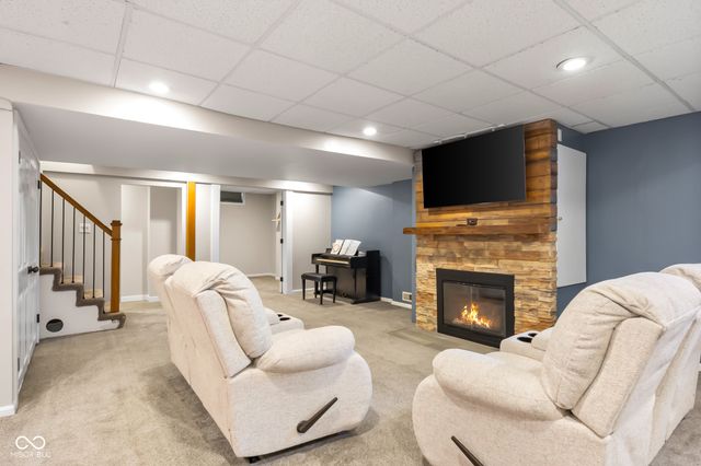 3405 Washington Street, Columbus, IN 47203