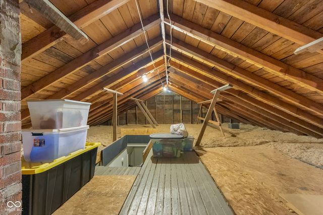 3405 Washington Street, Columbus, IN 47203