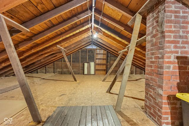 3405 Washington Street, Columbus, IN 47203