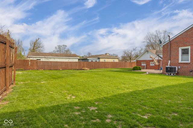 3405 Washington Street, Columbus, IN 47203