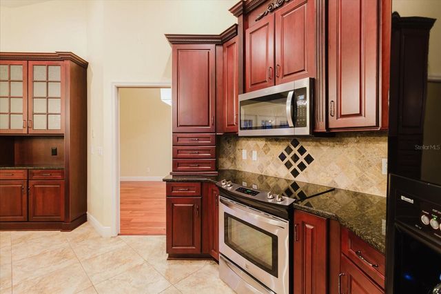 5617 FIELDSPRING AVENUE, New Port Richey, FL 34655