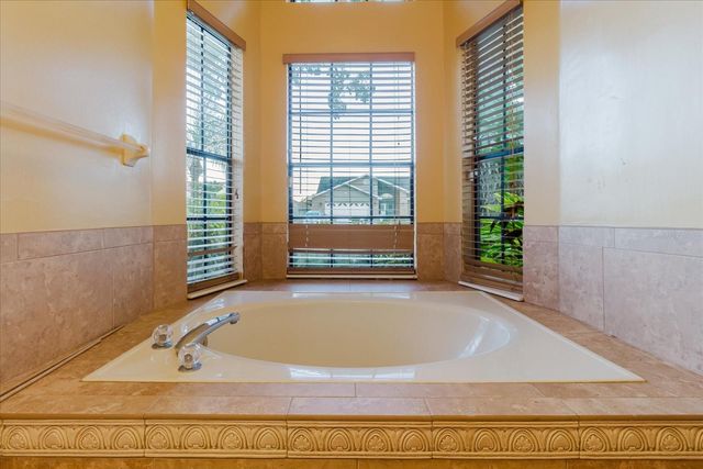 5617 FIELDSPRING AVENUE, New Port Richey, FL 34655