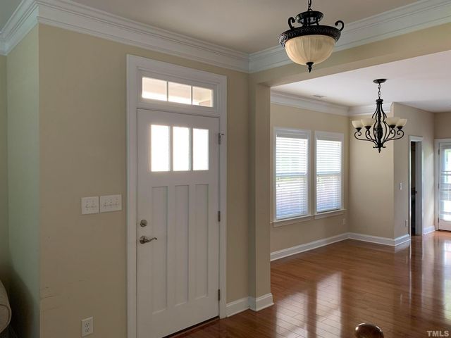 213 Legends Way, Chapel Hill, NC 27516