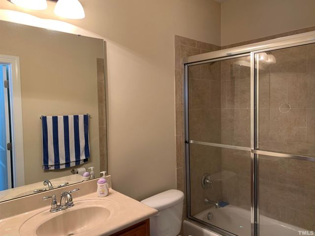213 Legends Way, Chapel Hill, NC 27516