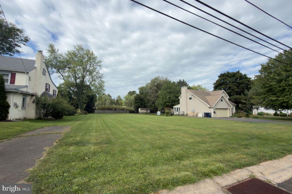 84 IRON HILL RD, DOYLESTOWN, PA 18901 — photo 2
