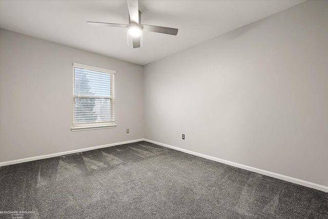 9105 Timbercrest Lane, Northfield Twp, MI 48189