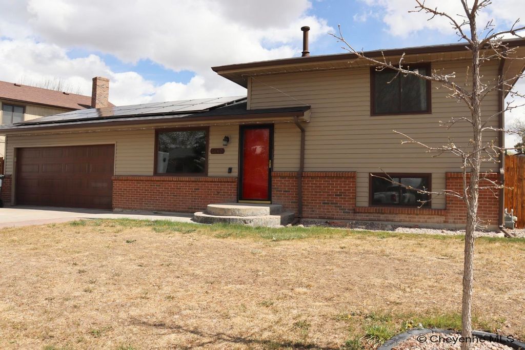 5060 TIMBERLINE RD, Cheyenne, WY 82009