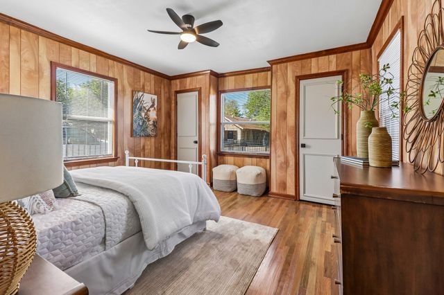 614 Marshalldell Avenue, Dallas, TX 75211
