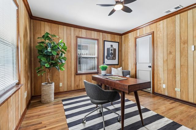 614 Marshalldell Avenue, Dallas, TX 75211