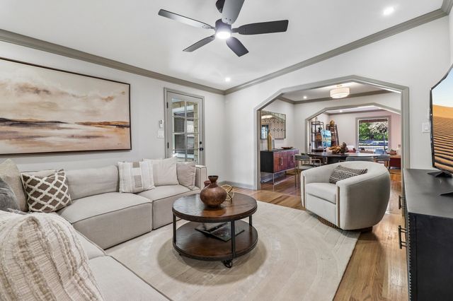 614 Marshalldell Avenue, Dallas, TX 75211
