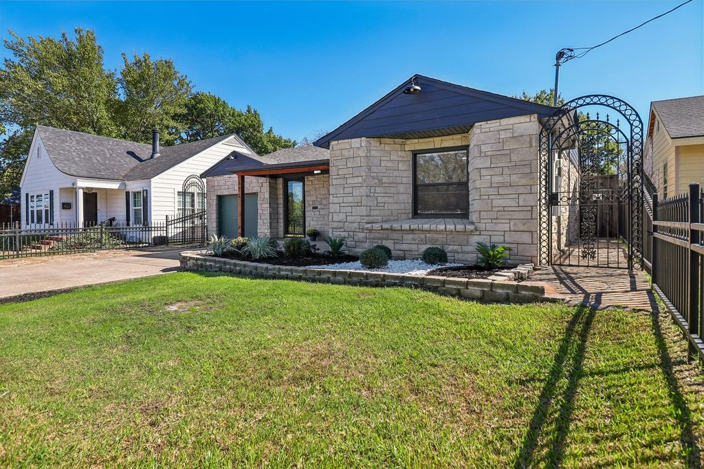 614 Marshalldell Avenue, Dallas, TX 75211 — photo 3