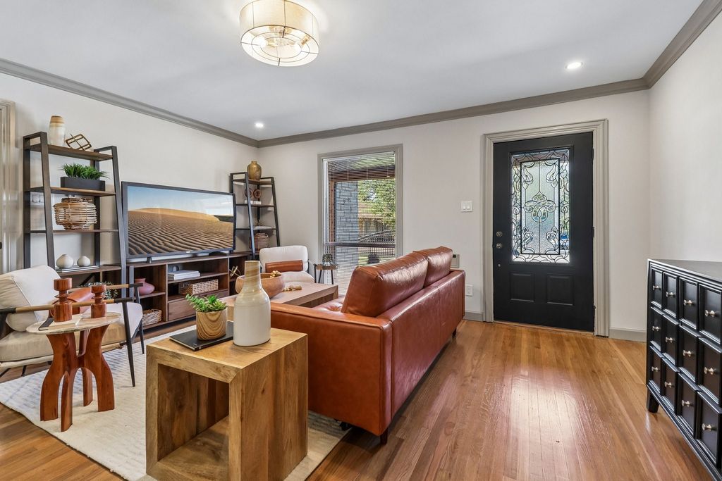 614 Marshalldell Avenue, Dallas, TX 75211 — photo 5