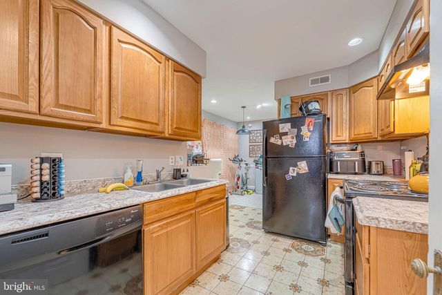 1531 GREEN ST, Philadelphia, PA 19130