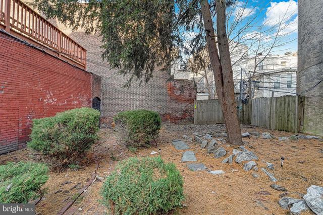 1531 GREEN ST, Philadelphia, PA 19130