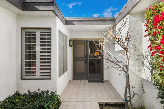 11 Ronda Drive, Rancho Mirage, CA 92270