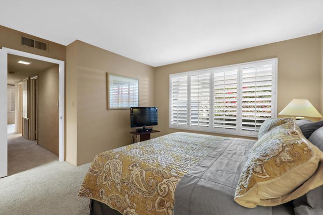 11 Ronda Drive, Rancho Mirage, CA 92270