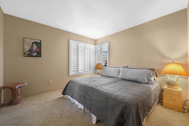 11 Ronda Drive, Rancho Mirage, CA 92270