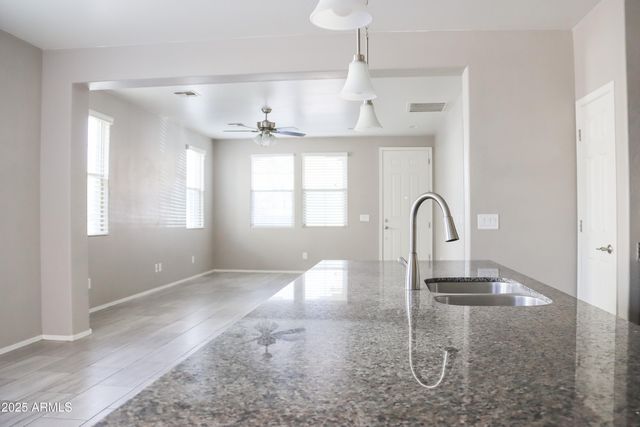 250 N SANDAL --, Mesa, AZ 85205