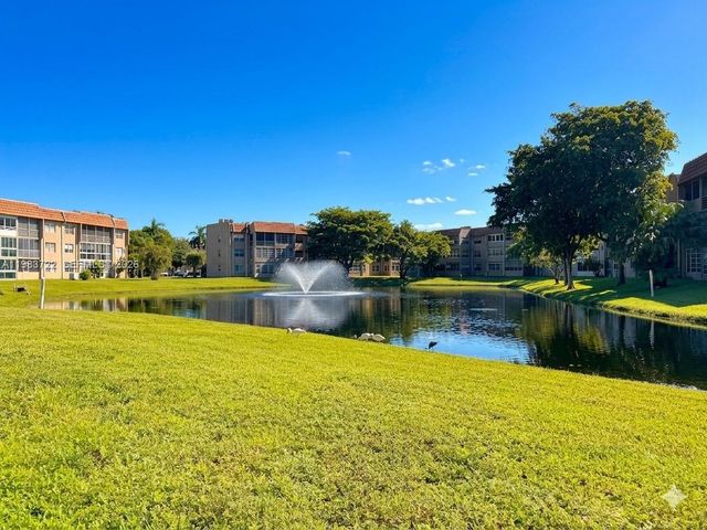 9900 Sunrise Lakes Boulevard 102, Sunrise, FL 33322
